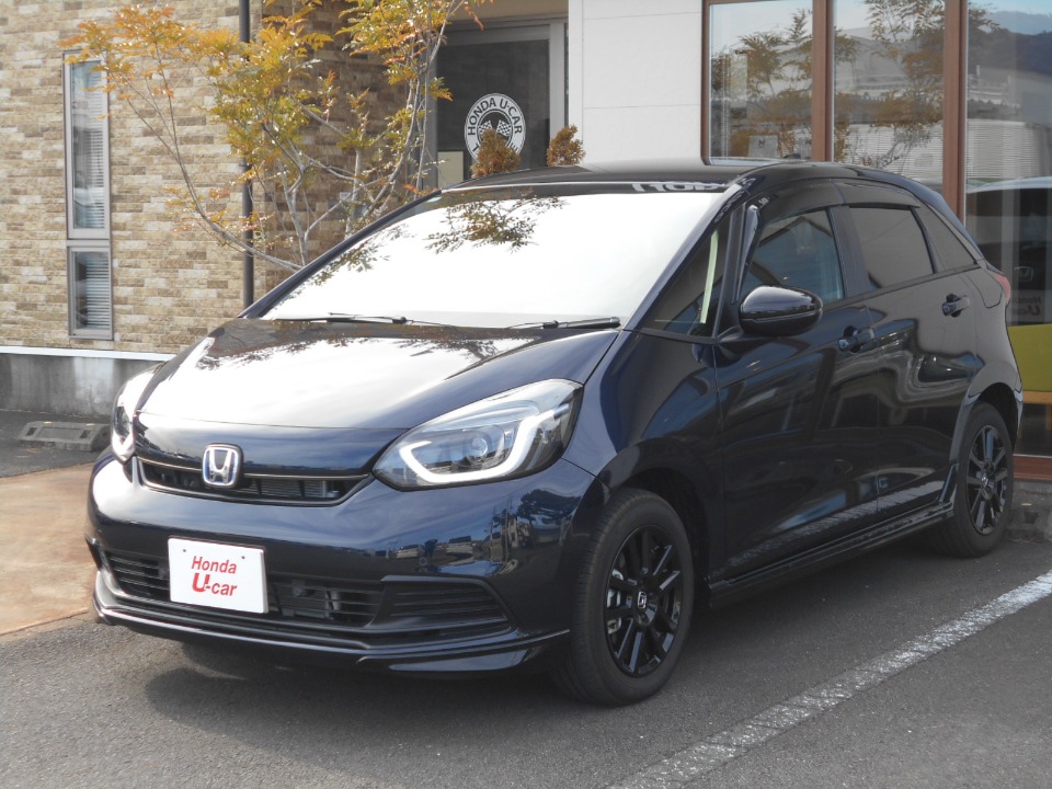  Honda　フィット e:HEV HOME ブラックスタイル｜U-Carテラス