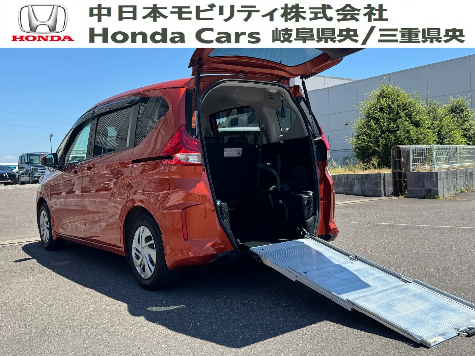 &nbsp;Honda　フリード＋ 車いす仕様車*&nbsp;G・ホンダセンシング車いす仕様車｜PDIセンター