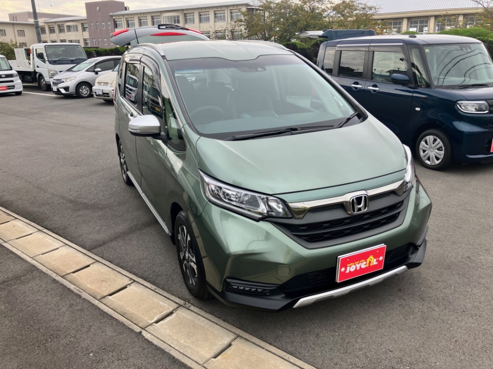&nbsp;ホンダ　FREED＋&nbsp;クロスター｜稲沢平和店